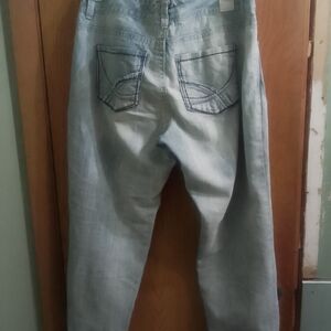 Light Blue Woman's Maurices Baggy Style Jeans Size 14‎ Reg With A 24" Inseam